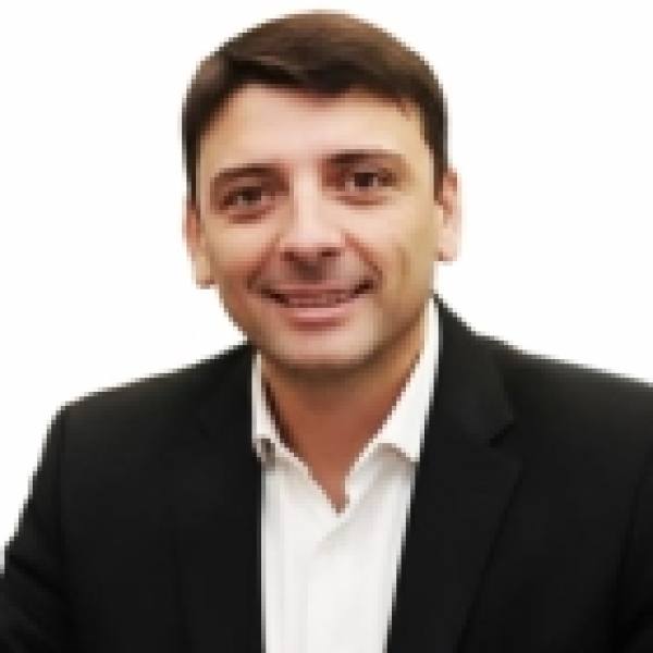 Julián, Luján César